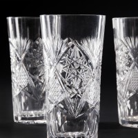 Komplet 5 kryształowych szklanek szlifowanych w głębokie rozety
